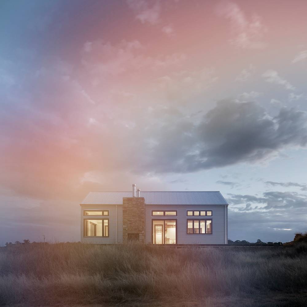 Some Title Some Alt Text